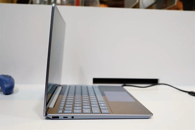 surface laptop go 3